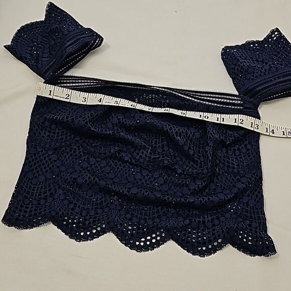 Victorias Secret blue lace halter top small. - Picture 4 of 5